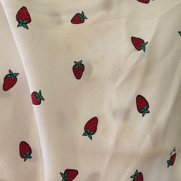 ***Sold***Realisation Alba Strawberry Dress - Picture 9 of 9